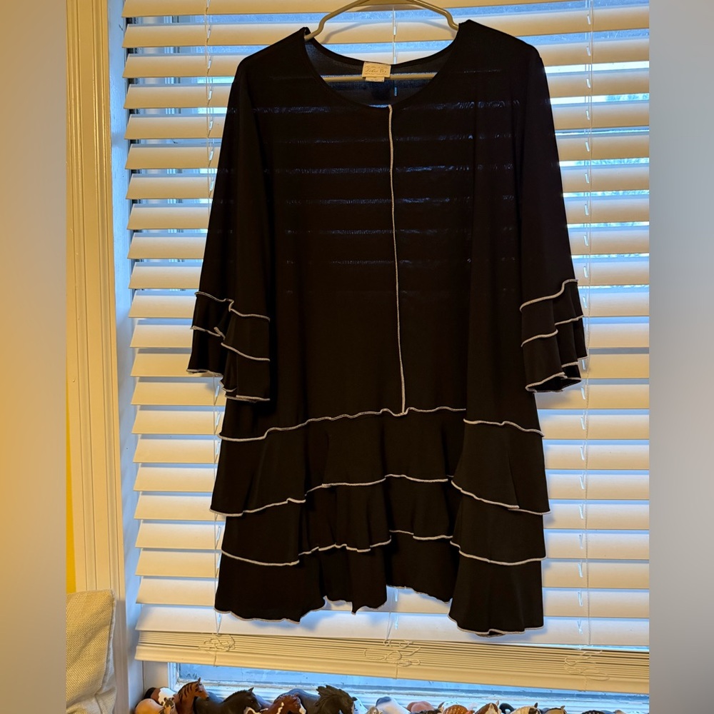 Black Zadie b top